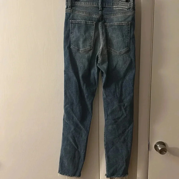 NWT revive cropped high rise distressed jeans size 26 - Picture 5 of 7